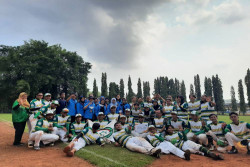 Kalahkan Kulonprogo, Tim Softball Putra Sleman Raih Medali Emas