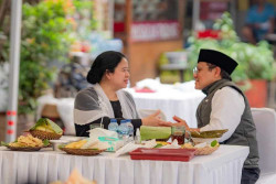 Puan Maharani dan Cak Imin Ngaku Jajan Pecel di Warungnya Wong Cilik, Warganet: Restoran Pecel Itu