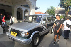 Mobil Isuzu Panther yang Pernah Dimiliki Jokowi Dilelang Rp300 Juta