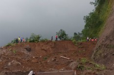 Hujan Deras Akibatkan Longsor di Sejumlah Titik di Gunungkidul