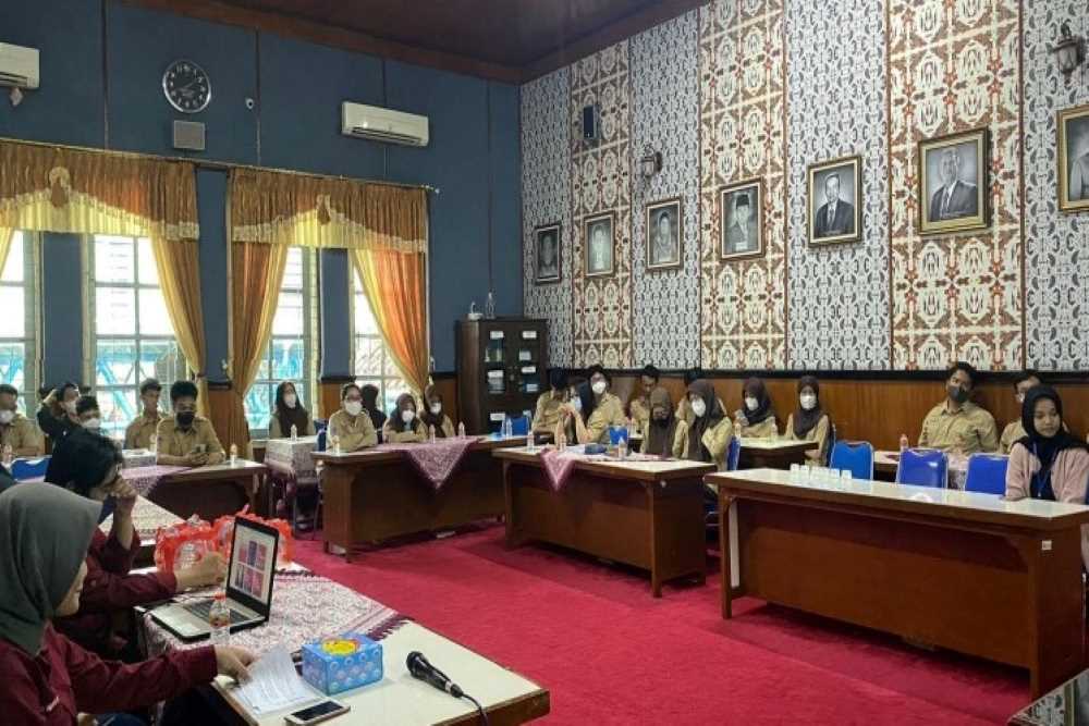 Mahasiswa Vokasi UGM Ajak Anak Muda Bijak Gunakan Medsos