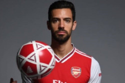 Pemain Pinjaman Arsenal Pablo Mari Jadi Korban Penusukan