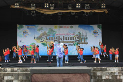 Waterboom Jogja Gandeng Komunitas dan TK Gelar Festival Angklung Se-DIY