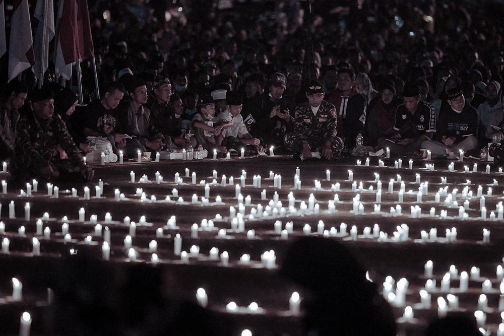 Peringati 40 Hari Tragedi Kanjuruhan, Pemain Arema FC dan Aremania Gelar Doa Bersama