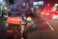 Mobil Terbakar di Simpang Monjali, Begini Kronologinya...