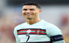 Curhatan Ronaldo Bikin Pusing Pelatih Portugal