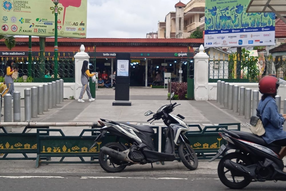 Kendaraan Parkir Sembarangan Bikin Malioboro Semrawut, Forpi Jogja Punya Buktinya