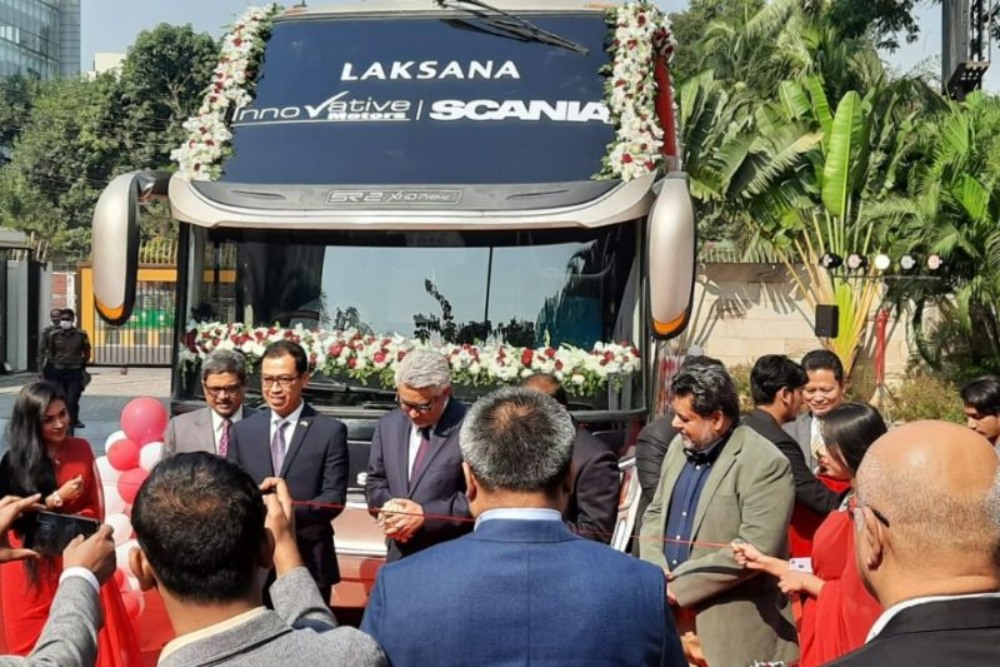 Luar Biasa! Bus Hasil Karoseri Indonesia Mengaspal di Bangladesh
