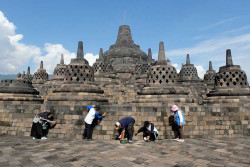 2,2 Juta Orang Ditargetkan Kunjungi Candi Borobudur