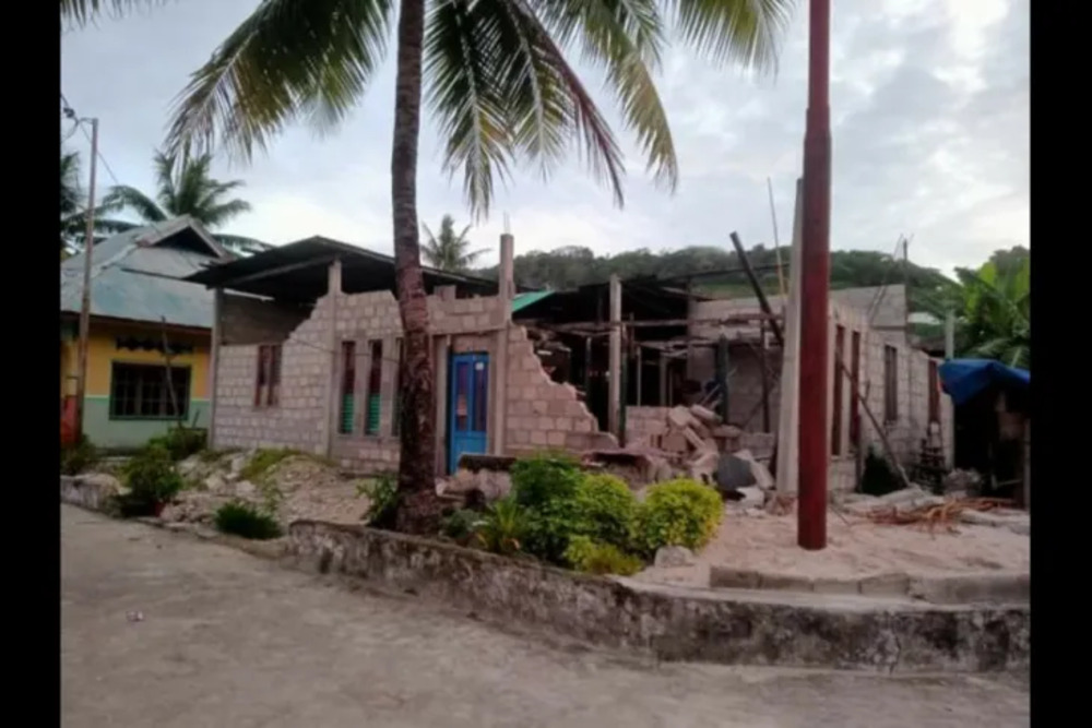 Gempa Magnitudo 7,5 di Maluku Rusak Rumah Warga hingga Gedung Sekolah