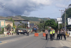 Masyarakat Rusuh setelah Lukas Enembe Ditangkap, Kota Sentani Sempat Lumpuh