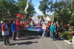 Puncak HAB Ke-77, Kemenag Sleman Gelar Jalan Sehat Kerukunan dan Deklarasi Kerukunan Umat