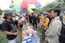 Masyarakat Lombok Utara Apresiasi KKN Kolaborasi UGM