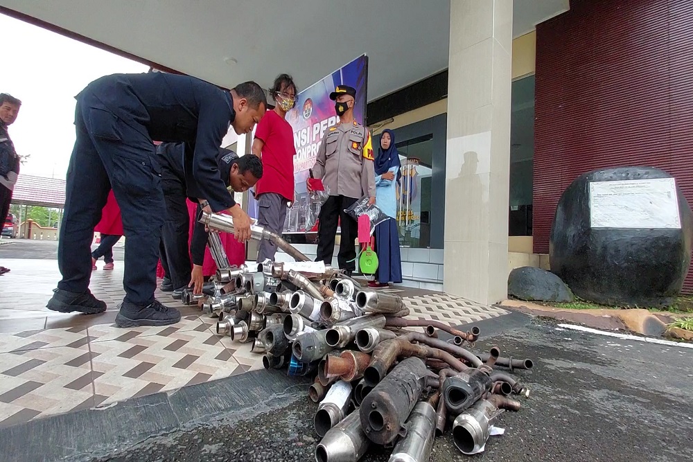 Puluhan Knalpot Blombongan di Kulonprogo Disita Polisi
