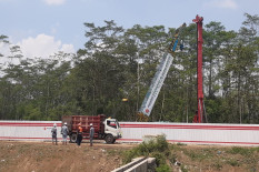 Kontraktor Tol Jogja Bawen Perbaiki Jalur Tempel Dekso yang Rusak Dilewati Angkutan Proyek
