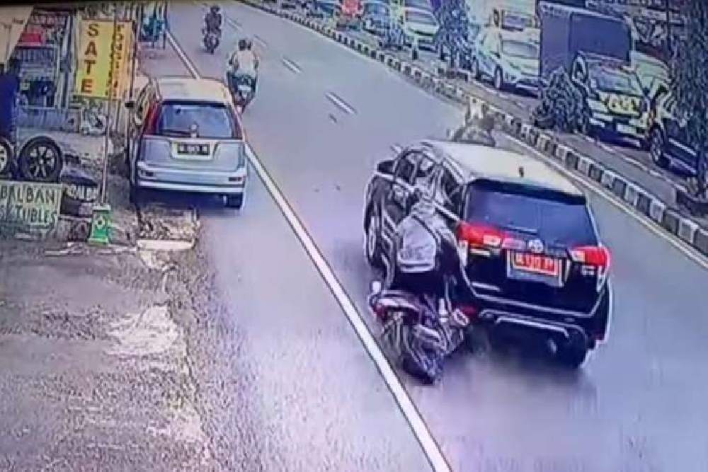 Viral Warga Godean Jadi Korban Tabrak Lari Mobil Pelat Merah di Jalan Jogja Solo