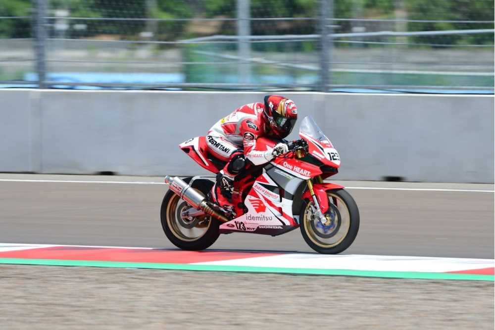 Perdana Digelar, Pebalap Astra Honda Raih Podium Tertinggi di Kejurnas Mandalika