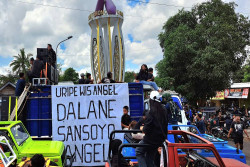Akses Dlingo-Patuk Bertahun-tahun Rusak dan Tak Diperbaiki, Warga Demo
