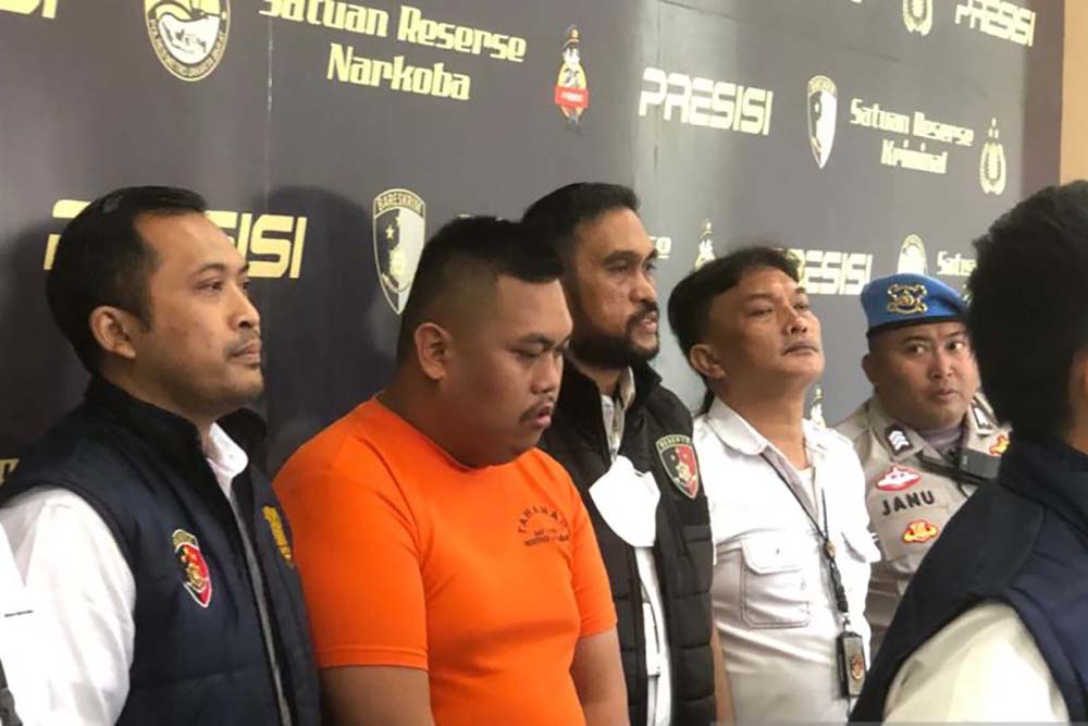Ajudan Pribadi Ditangkap Karena Jual Mobil Fiktif