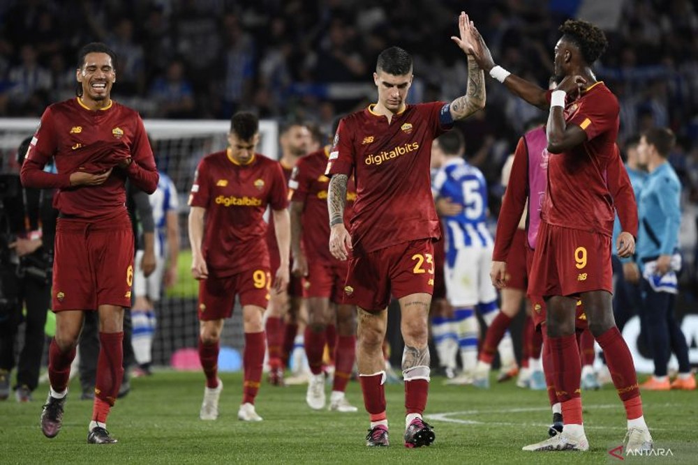 Tahan Imbang Real Sociedad, AS Roma Melaju ke Perempat Final