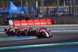 Membanggakan, Pebalap Astra Honda Kumandangkan Indonesia Raya di ARRC Thailand