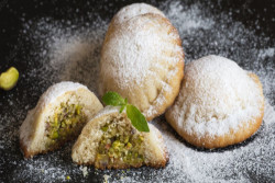 Mengenal 8 Sajian Khas Kue Lebaran di Seluruh Dunia