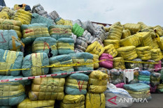Nekat Impor Pakaian Bekas Bakal Dihukum 5 Tahun Penjara