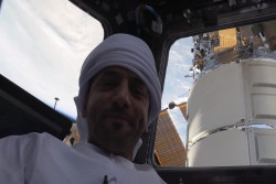 Begini Perayaan Idulfitri Ala Astronot Uni Emirat Arab di Luar Angkasa
