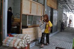 Pedagang Pasar Sentul Sudah Mulai Pindah ke Selter