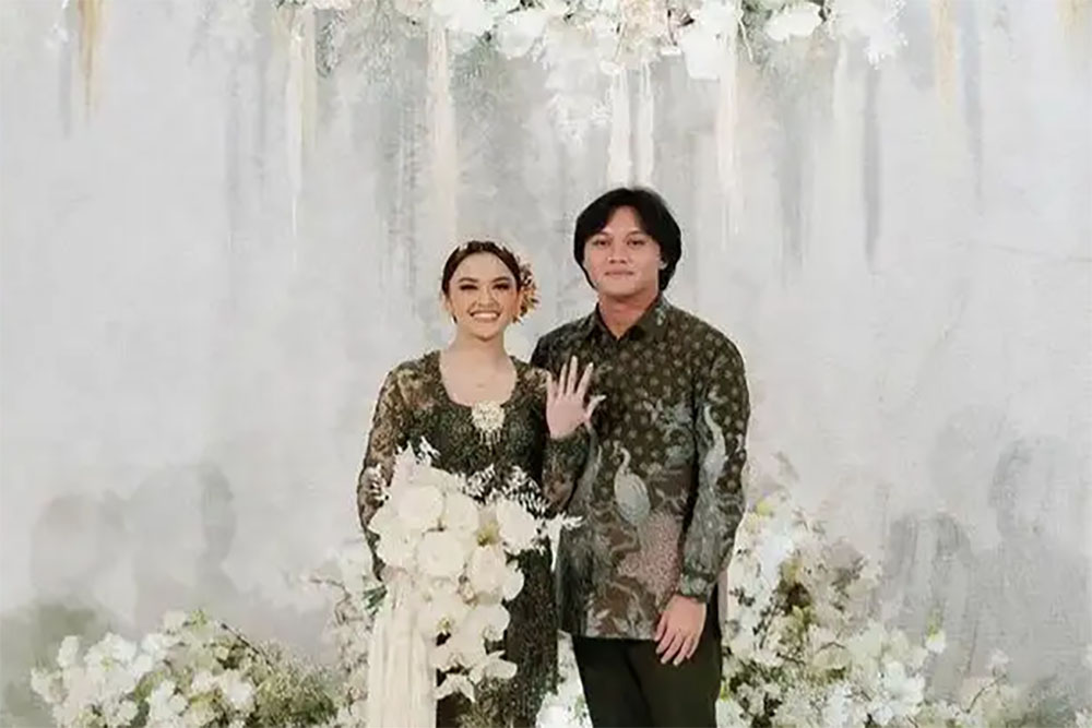 Beda Agama, Ini Potret Kemesraan Pertunangan Mahalini & Rizky Febian