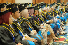 549 Wisudawan UNRIYO Ikuti Prosesi Wisuda Diploma dan Sarjana Tahun 2023