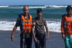 Sempat Terseret Arus Pantai Parangtritis, Wisatawan Asal Karanganyar Selamat