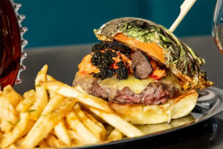 Restoran Ini Jual Burger Berlapis Emas, Harganya Rp10,4 Juta