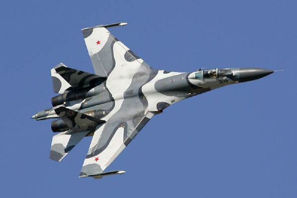 Pesawat Tempur Rusia Usir Dua Bomber AS di Laut Baltik