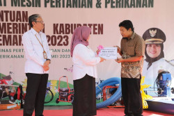 Pemkab Sleman Bagikan Bantuan Alat Mesin Pertanian, Nilainya Tembus Rp2,8 Miliar