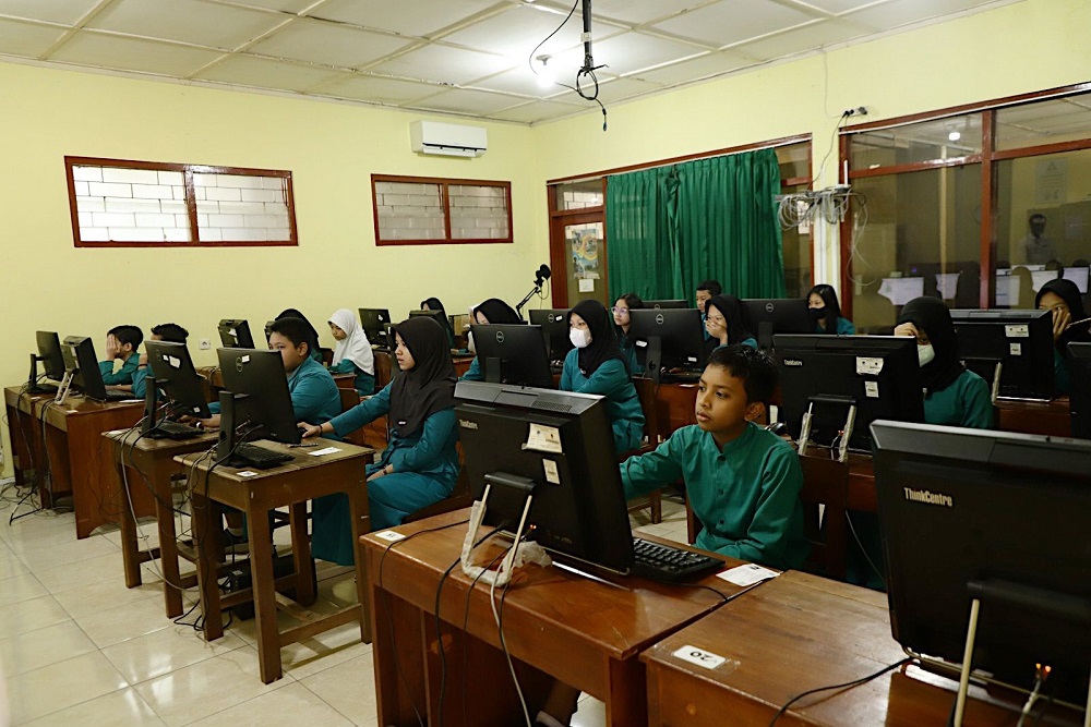 Belasan Ribu Siswa SD di Sleman Ikuti ASPD Berbasis Komputer