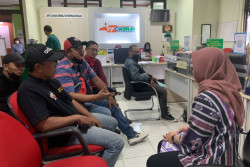 Korban PHK Satpol PP Jogja Ajukan Laporan Aduan ke Dinsosnakertrans