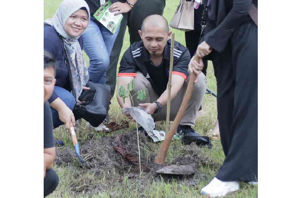 Gerakan Menanam Pohon Digelar di Situs Candi Banyunibo