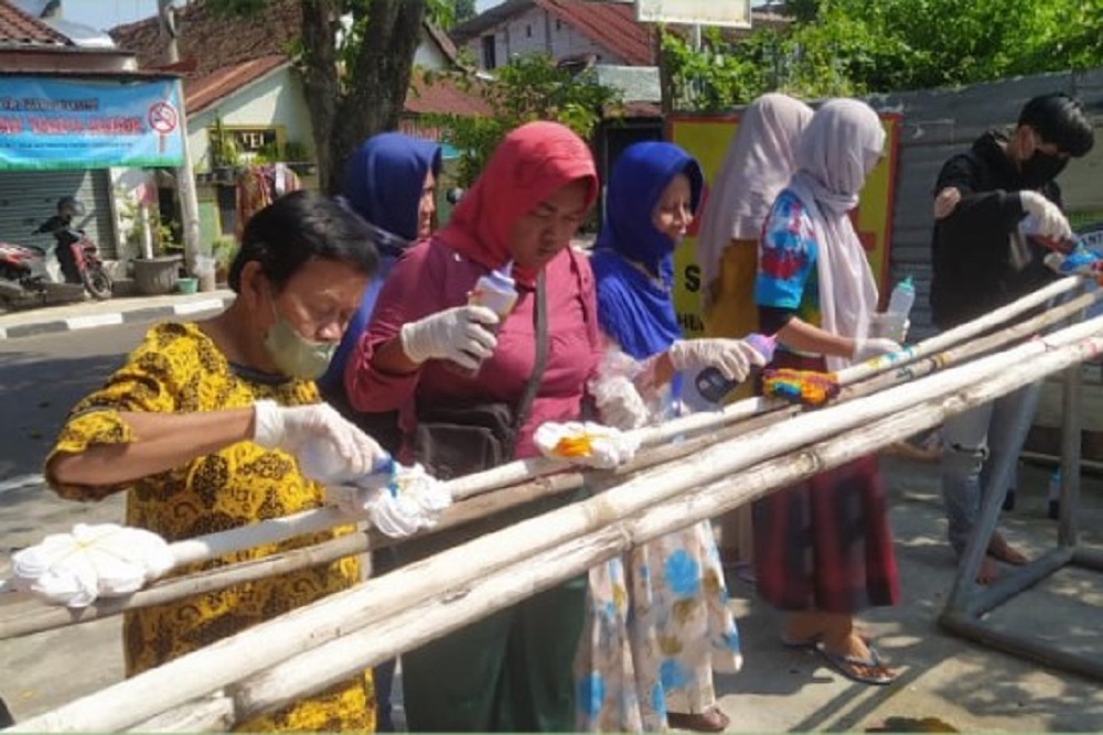 Kelurahan Purwokinanti Berdayakan Kaum Difabel untuk Produksi Kaus