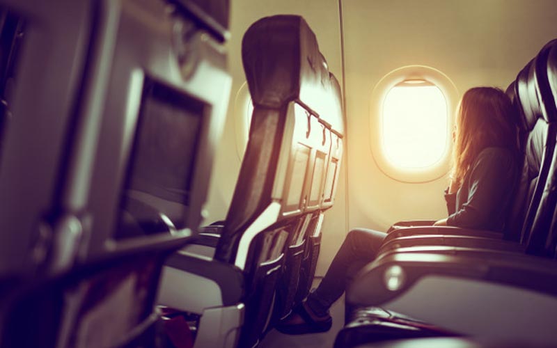 5 Cara Mengatasi Rasa Takut Naik Pesawat
