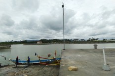 Ada Fenomena Bulan Baru & Perigee, BMKG: Waspada Potensi Banjir Rob, Cek Waktu & Lokasinya di Sini