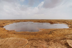 Bukan Laut Mati, Ternyata Perairan Paling Asin di Bumi Ada di Kolam Ini