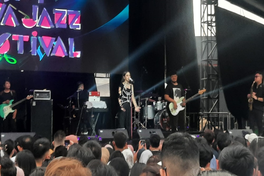 Sukses Bikin Penonton Histeris dan Baper, Begini Penampilan Mahalini di Java Jazz Festival 2023