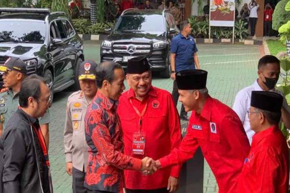 Hadir di Rakernas III PDIP, Jokowi Disambut Ganjar dan Elite Partai