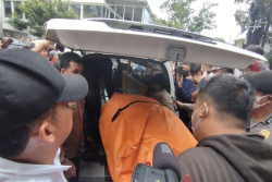Perempuan di Bandung Ditemukan Meninggal Dunia Terbungkus Plastik