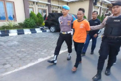 Kronologi Mutilasi karena Uang Rp20.000, Pelaku Beli Minum Sebelum ke Kantor Polisi