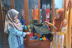 Batik Motif Candi Borobudur Promosikan Kabupaten Magelang sampai Mancanegara
