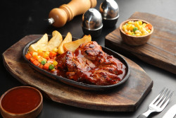 Baru Tiga Bulan Dijual, Chicken BBQ Grill Waroeng Steak Raup Omzet Rp6,7 Miliar