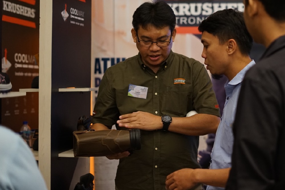 BSN Tetapkan SNI pada Sepatu Pengaman