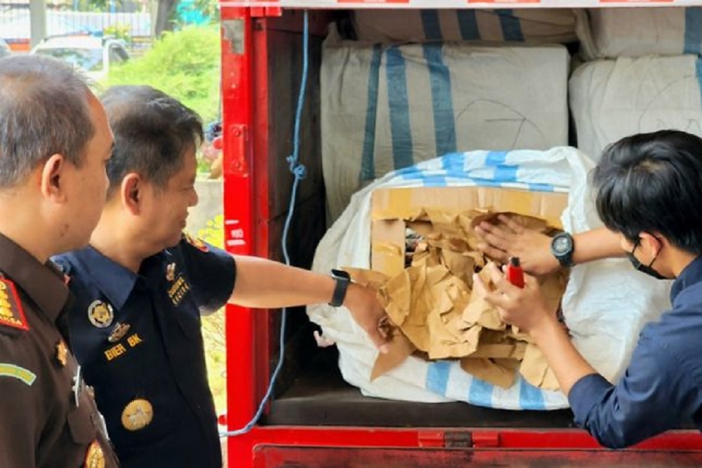 Pengiriman Rokok Ilegal Senilai Rp1,7 Miliar Digagalkan Bea Cukai, Ini Asal Jaringannya